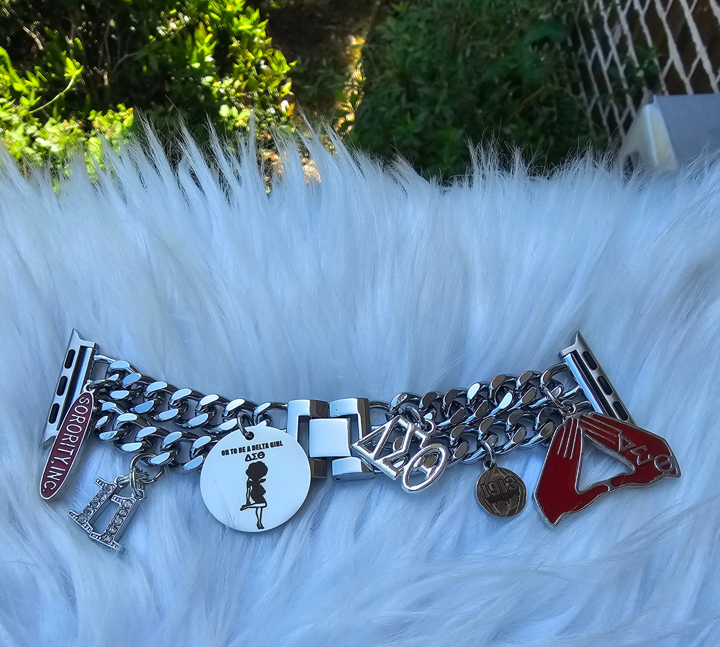 Delta Apple Link Custom Fit Watch Band (Please message shop with line number if you would like added to design)