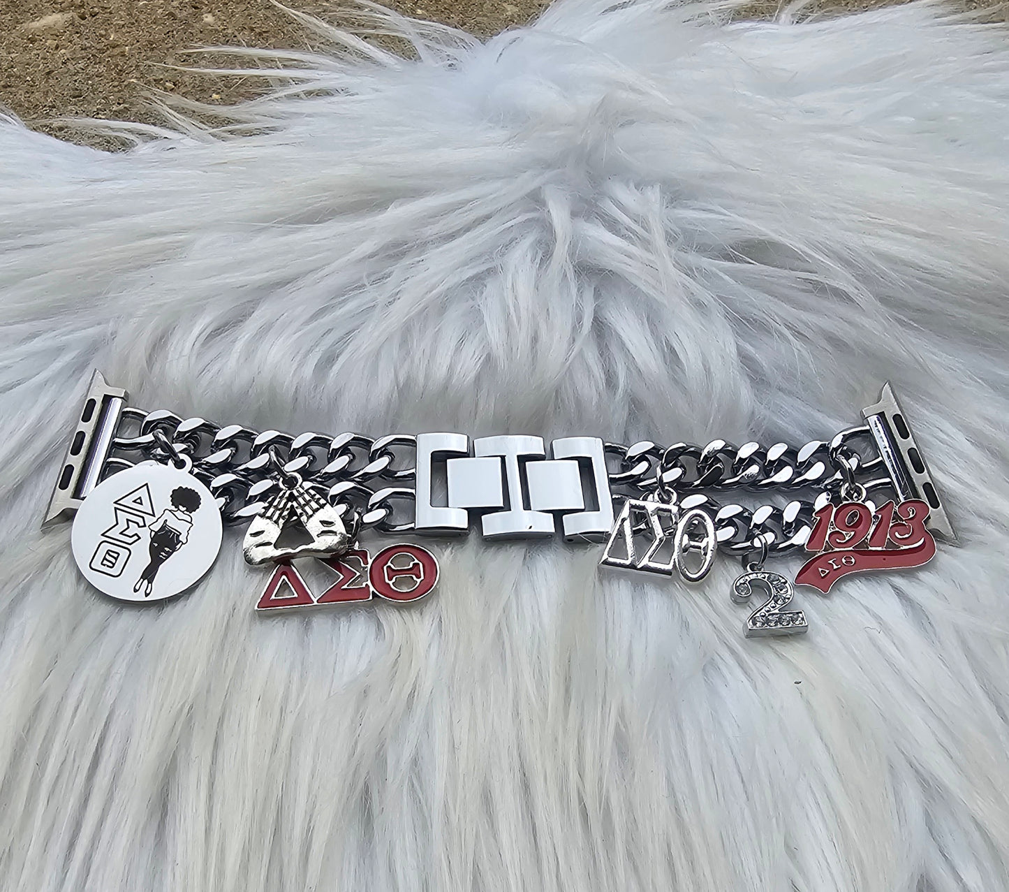 Delta Sigma Theta Apple Link Custom Fit Watch Band (please message with line number if would like added to design)