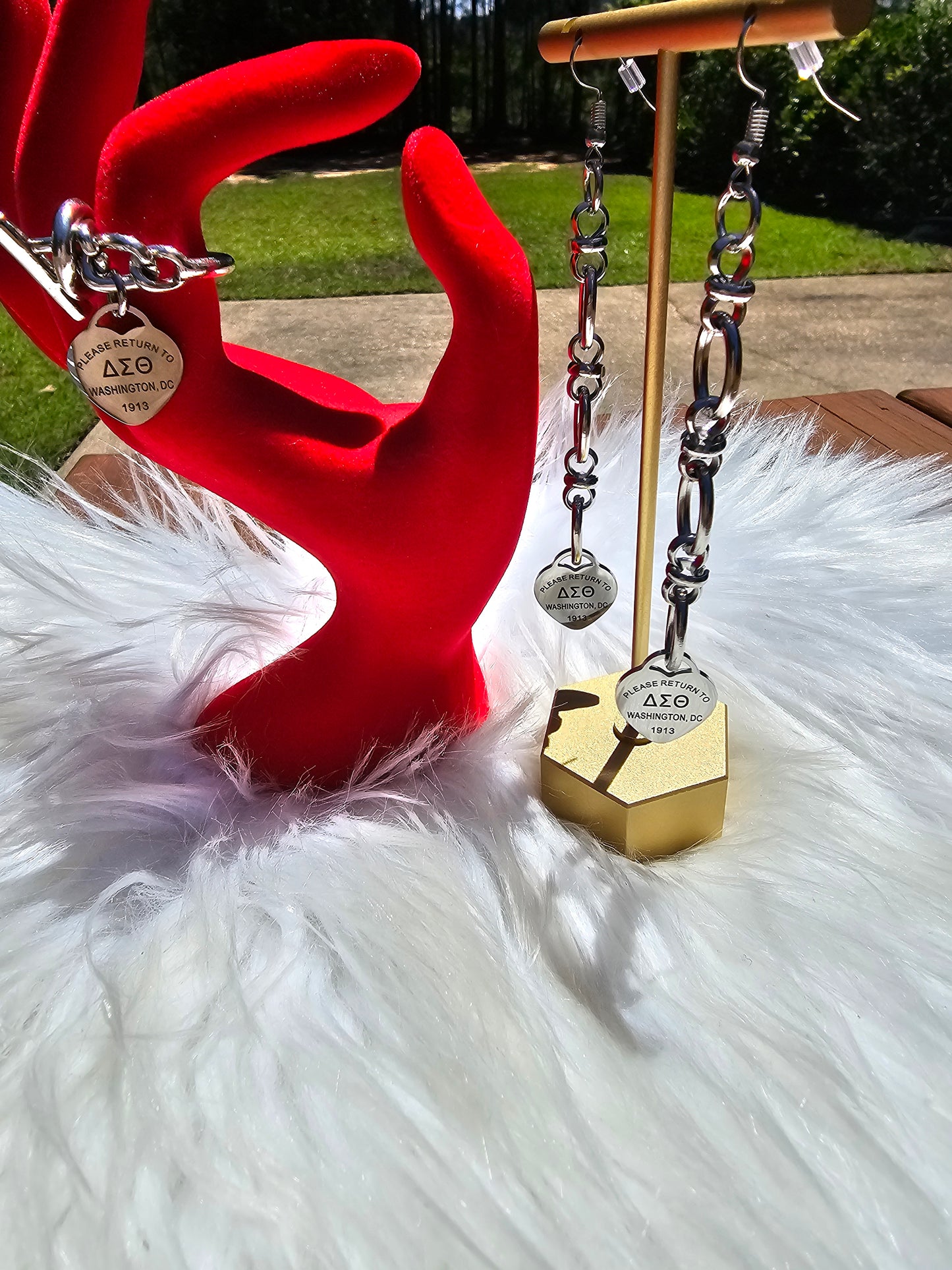 Dangling Delta Sigma Theta Sorority Tiffany Inspired Earrings