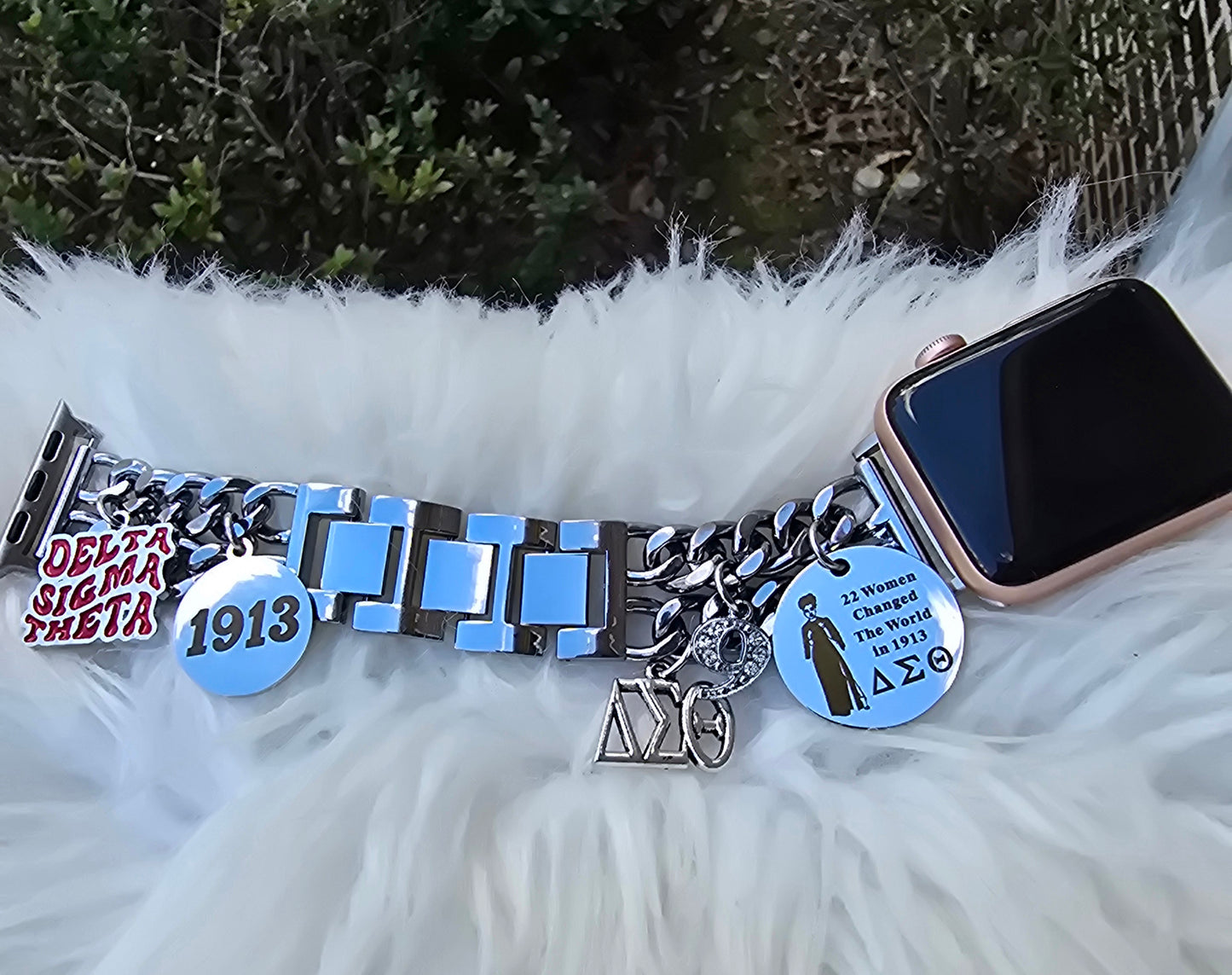 Delta Apple Link Custom Fit Watch Band (Please message shop with line number if you would like added to design)