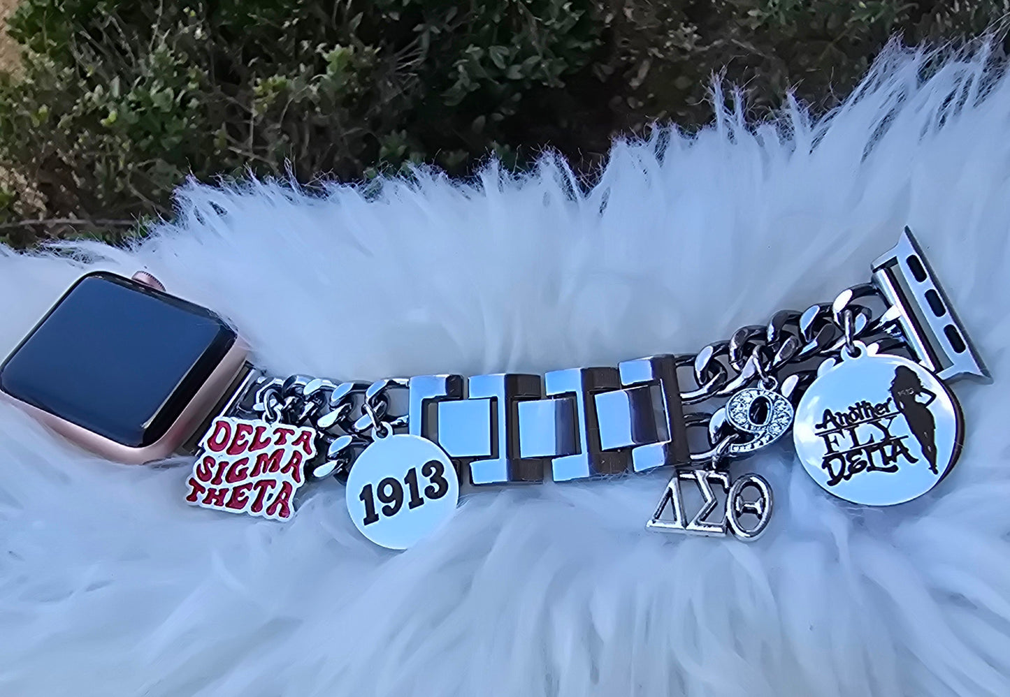 Delta Apple Link Custom Fit Watch Band (Please message shop with line number if you would like added to design)