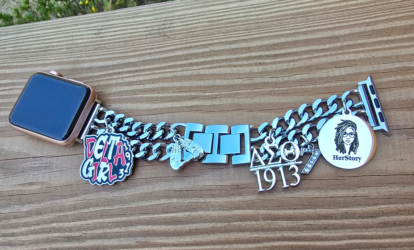 DST Delta Girl Custom Fit Sorority Apple Link Watch Band (Please message shop with line number if you would like added to design)