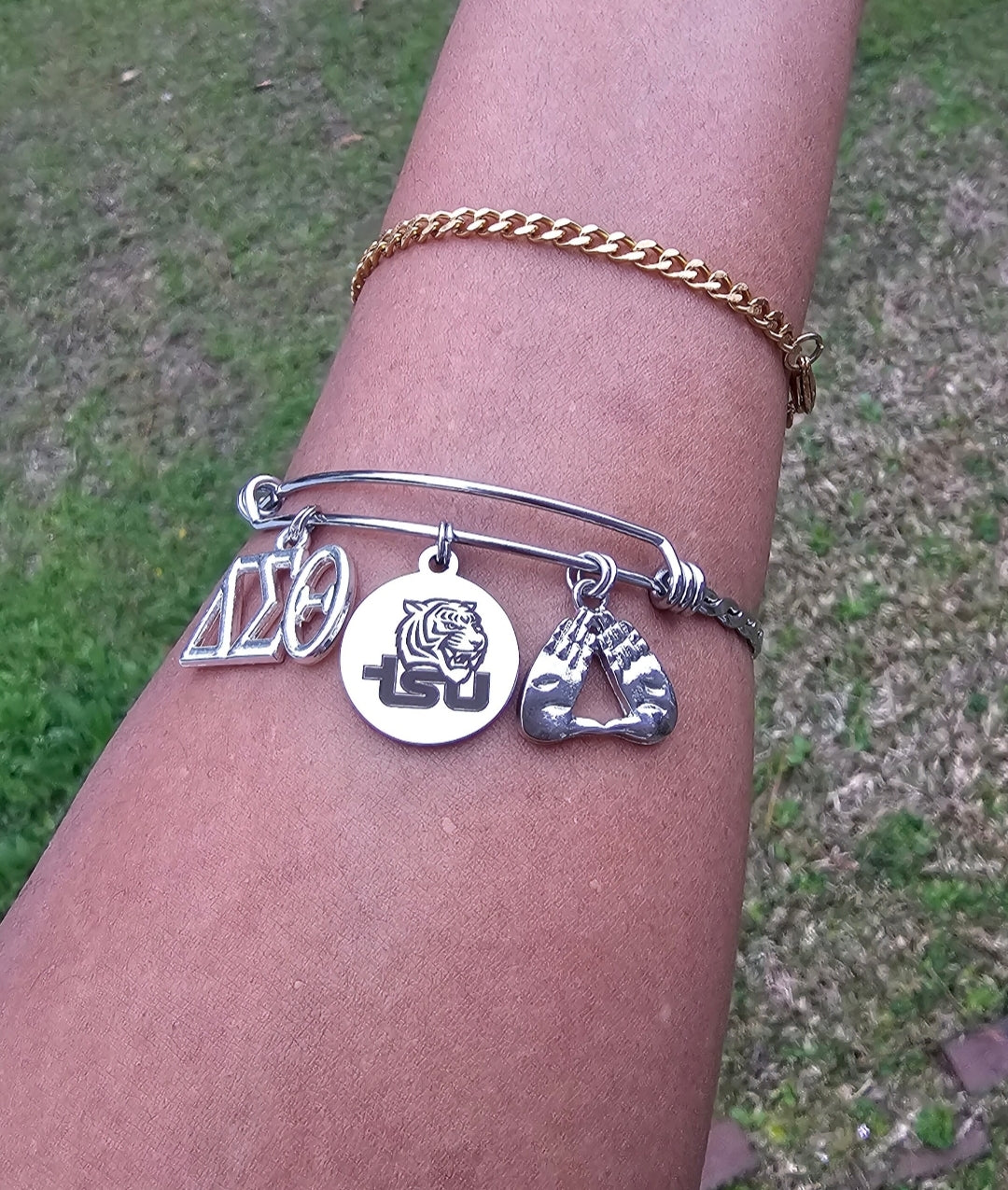 Delta Bracelet - HBCU - Delta Sigma Theta Bracelet - Sorority Bracelet - DST - Tennesee State University - Sorority Jewelry - TSU