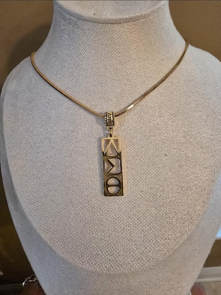 Delta Sigma Theta Vertical necklace- Sorority necklace - Delta Jewelry - Delta Sigma Theta gift - HBCU - Divine Nine Sororities
