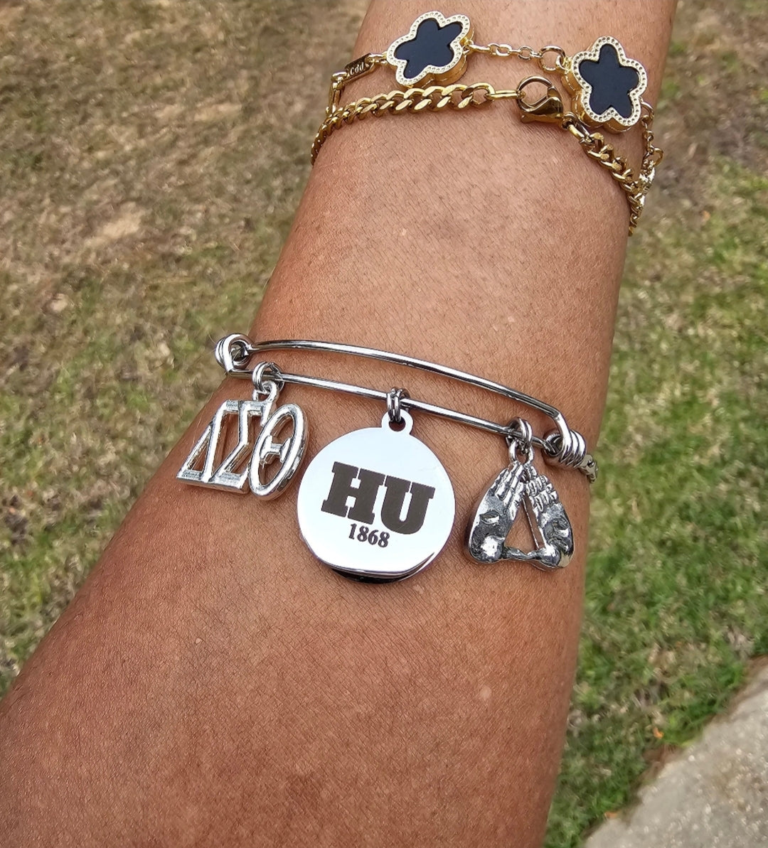 Howard University Delta Bracelet - HBCU - Delta Sigma Theta Bracelet - Sorority Bracelet - DST University bracelet - Sorority Jewelry - HU