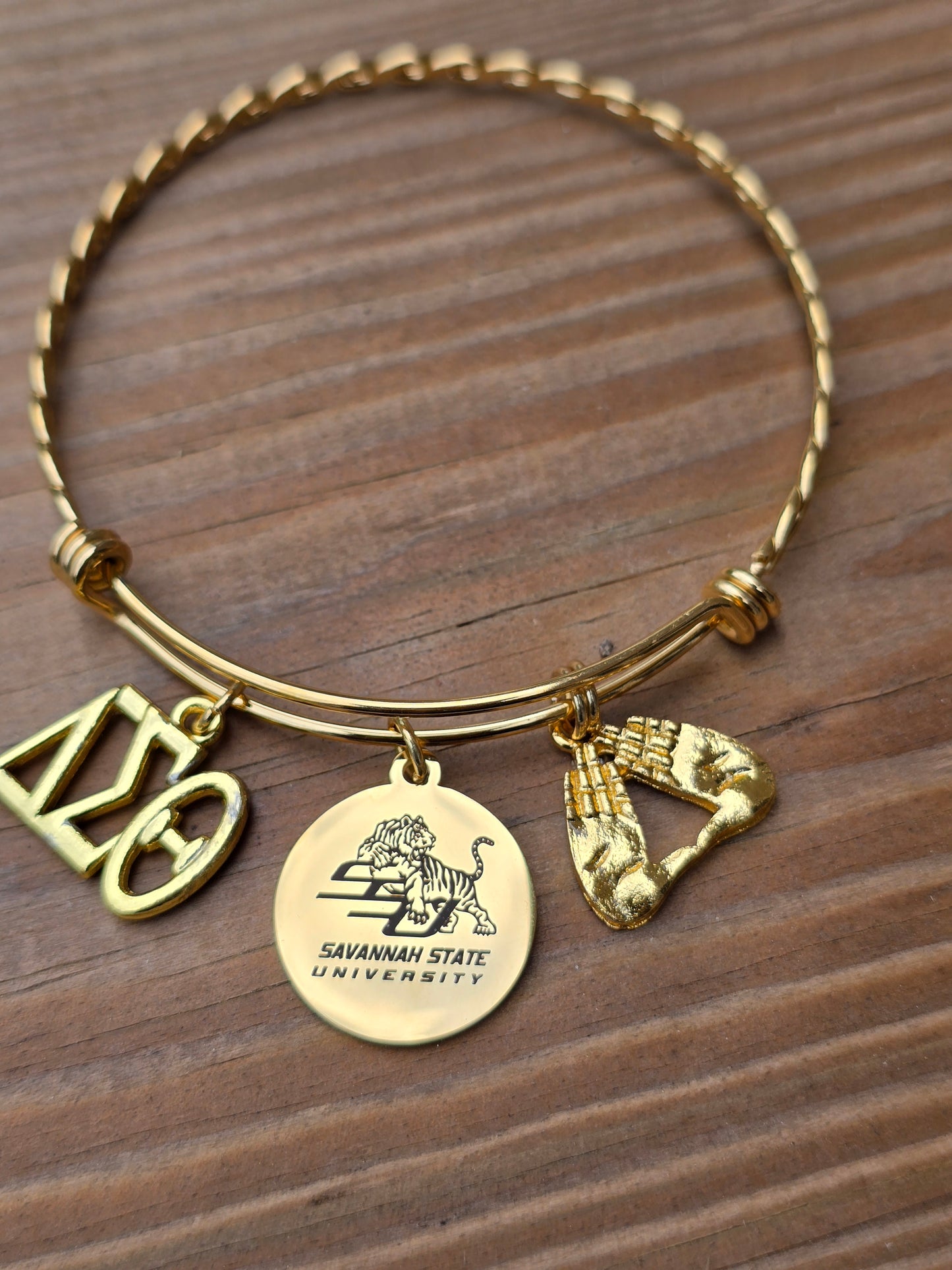 Savannah State University Delta Bracelet - HBCU - Delta Sigma Theta Bracelet - Sorority Bracelet - DST University bracelet -Sorority Jewelry