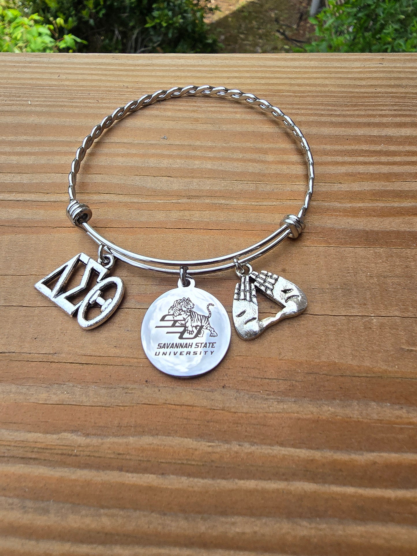Savannah State University Delta Bracelet - HBCU - Delta Sigma Theta Bracelet - Sorority Bracelet - DST University bracelet -Sorority Jewelry