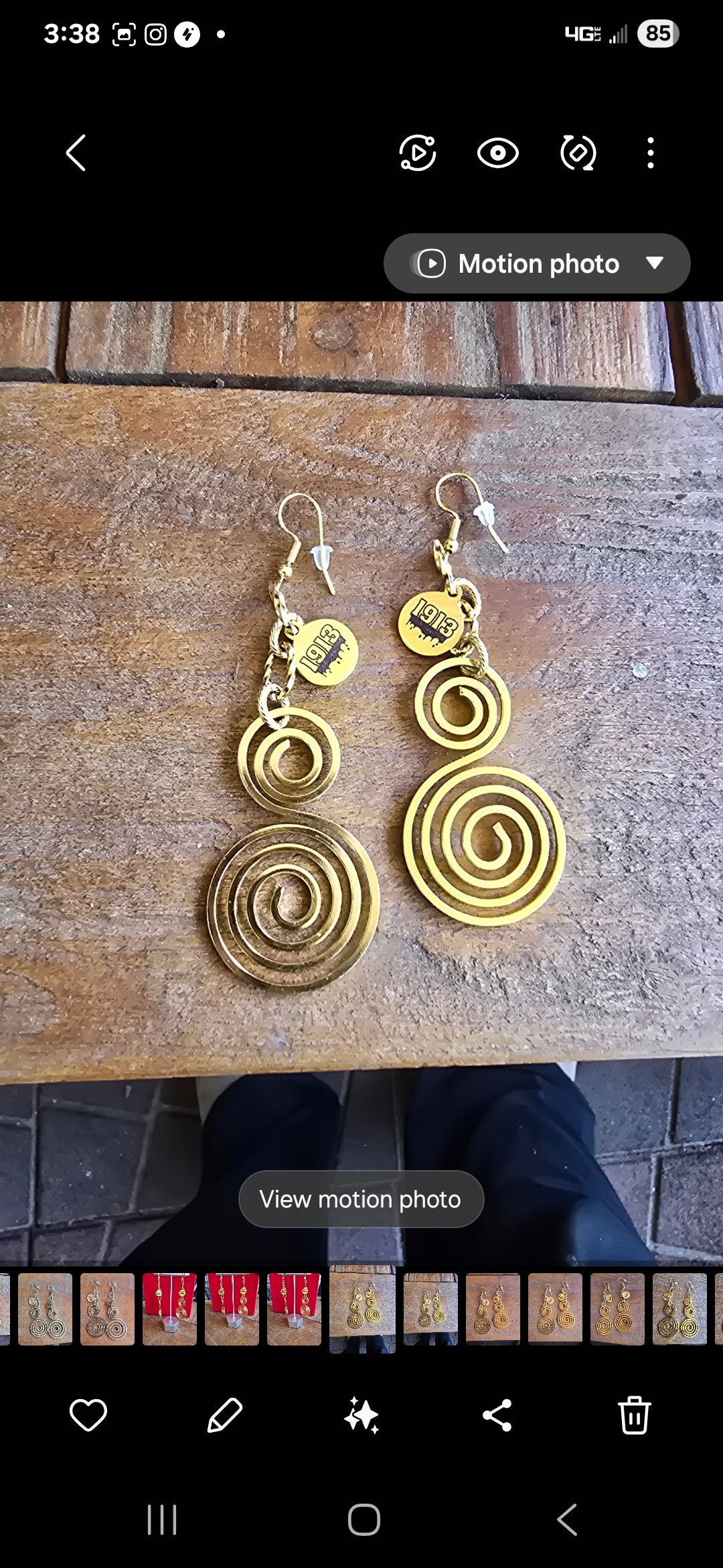 Delta Earrings - DST Earrings - Delta Sigma Theta earrings - Sorority Jewelry - Jewelry - FREE SHIPPING