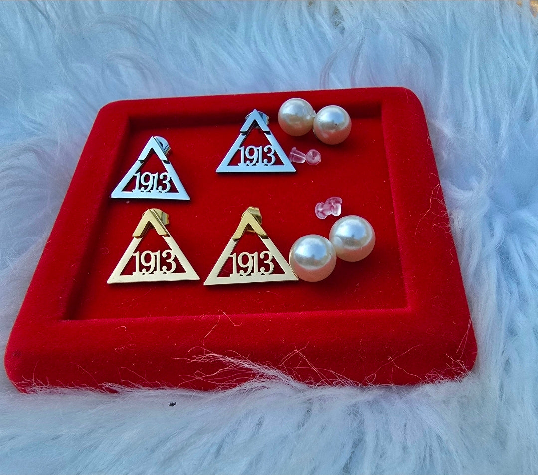 Pyramid 1913 Delta Sigma Theta Sorority Dangling necklaces available in gold & silver