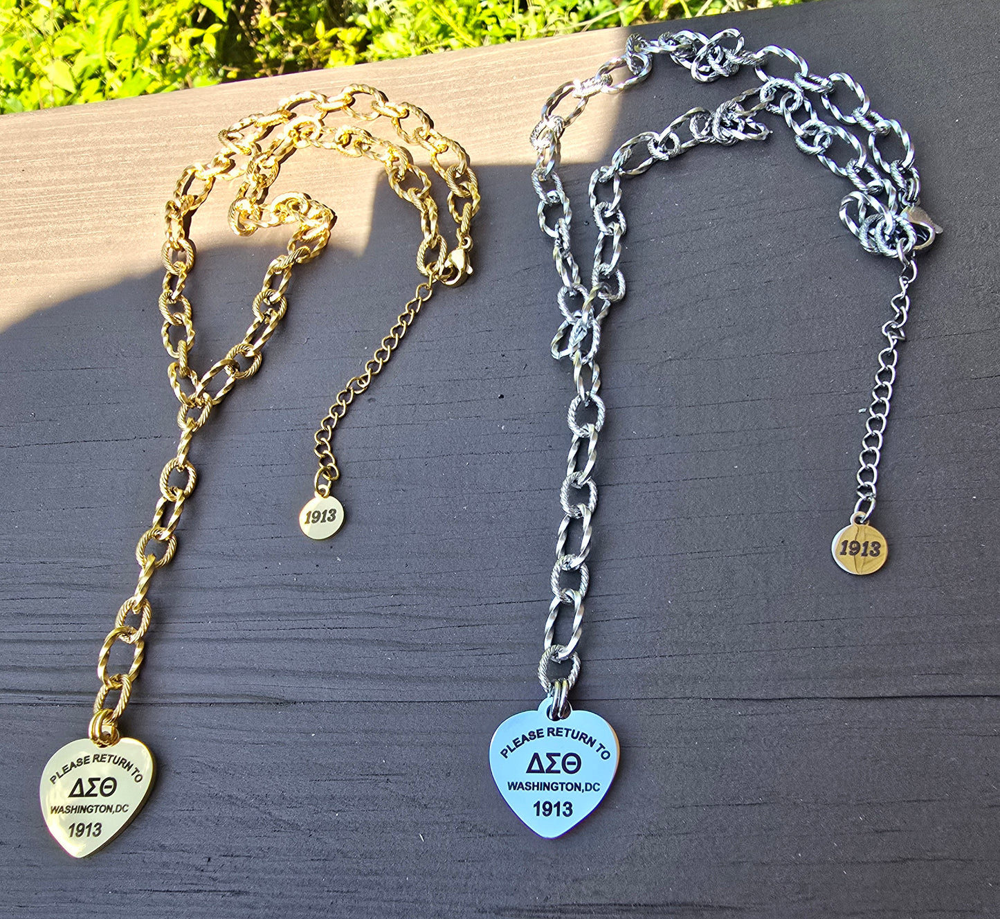 Delta Sigma Theta Heart Lariat necklace- Sorority necklace - Delta Jewelry - Delta Sigma Theta gift - HBCU - Divine Nine Sororities