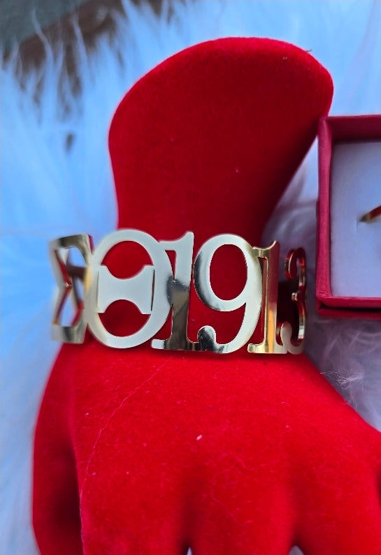 Delta Sigma Theta 1913 Sorority Cuff Bracelet