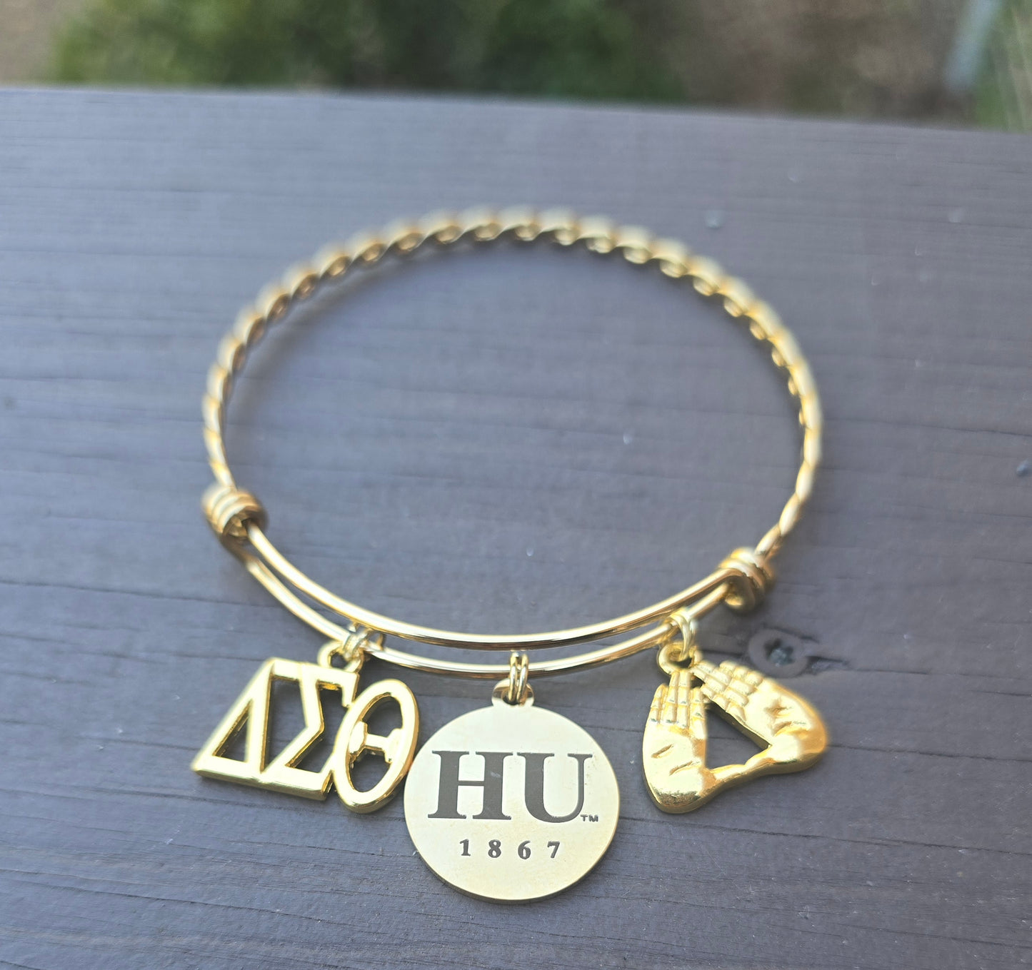 Howard University Delta Bracelet - HBCU - Delta Sigma Theta Bracelet - Sorority Bracelet - DST University bracelet - Sorority Jewelry - HU 1867
