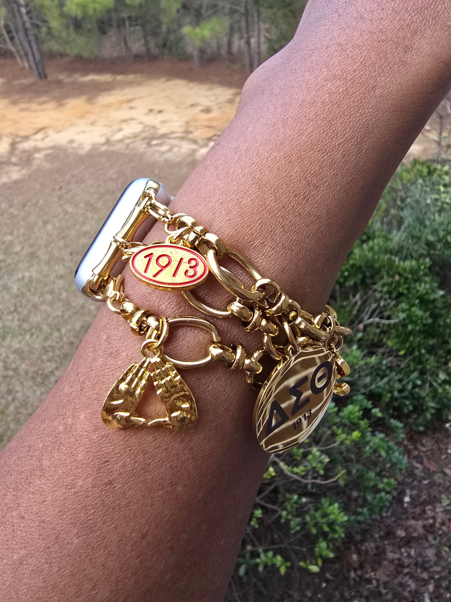 Stainless Steel Link Delta Watch Band - Delta Sigma Theta Watch Band - Sorority Watch Band - DST Watch Band - Delta Apple Watch Band (please message with line number if would like added to design)