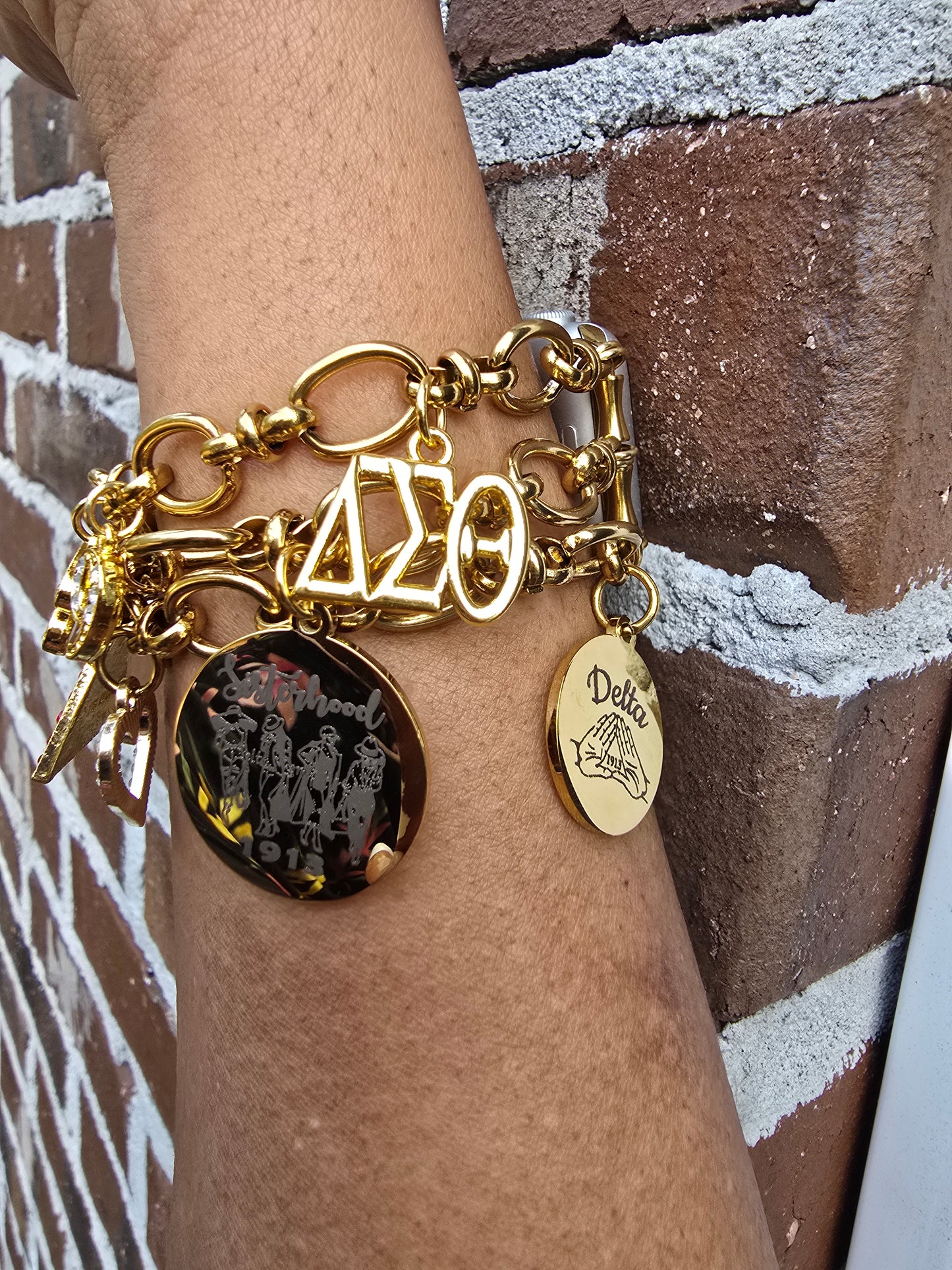 Stainless Steel Link Delta Watch Band - Delta Sigma Theta Watch Band - Sorority Watch Band - DST Watch Band - Delta Apple Watch Band (please message with line number if would like added to design)