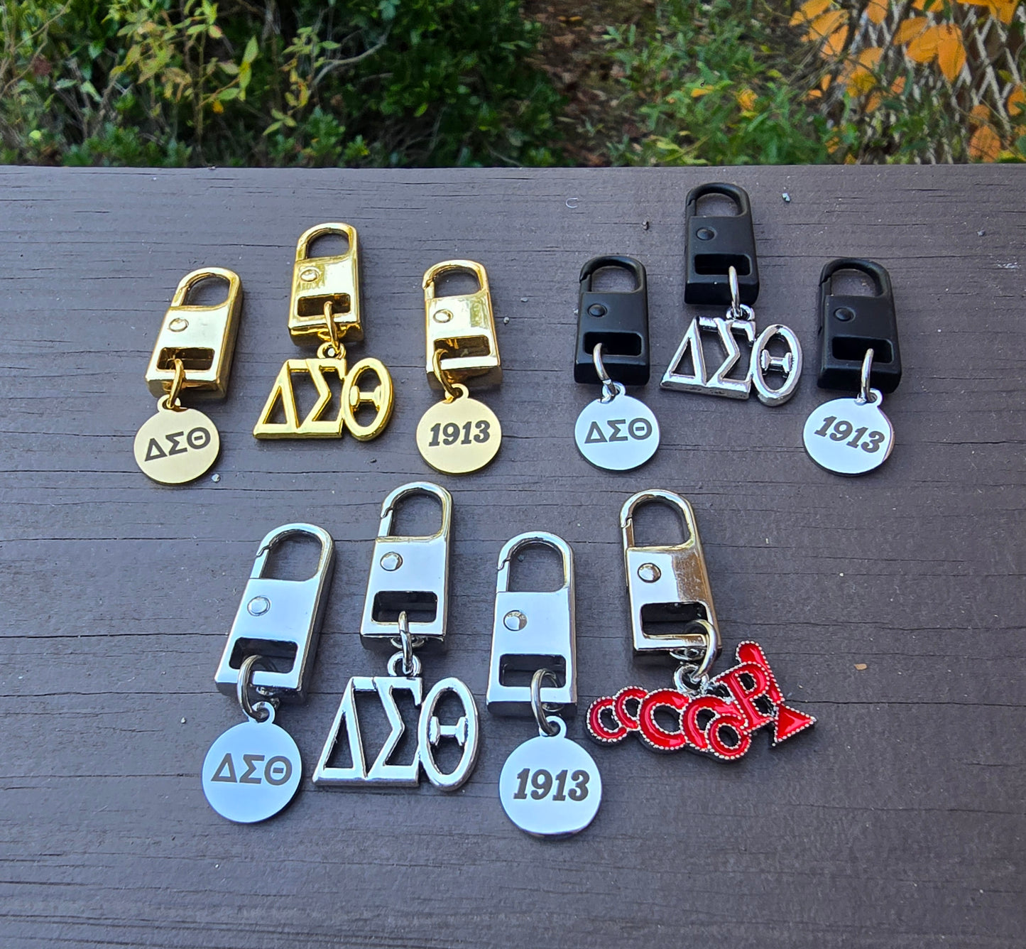 Delta Sigma Theta Zipper Pull in sets of 3, Zipper Charms, Sorority Zipper Tags Bag Tag, DST Gift