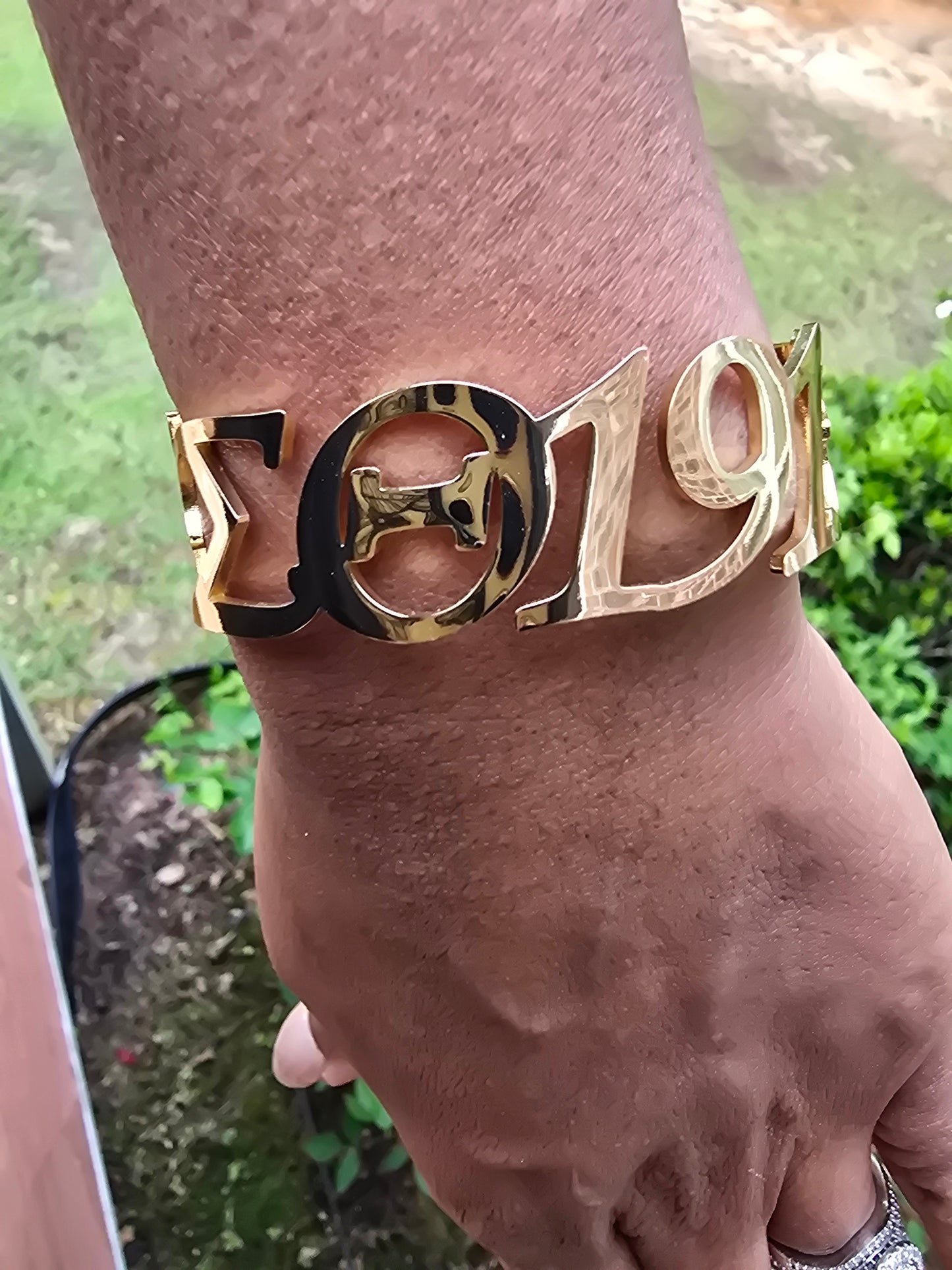 Delta Sigma Theta 1913 Italic Font Sorority Cuff Bracelet