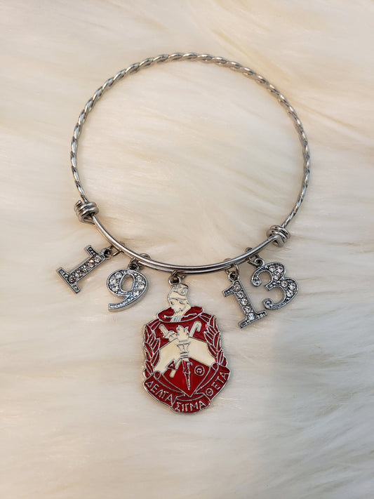 Delta Expandable Sorority Bracelet Available In Gold and Silver